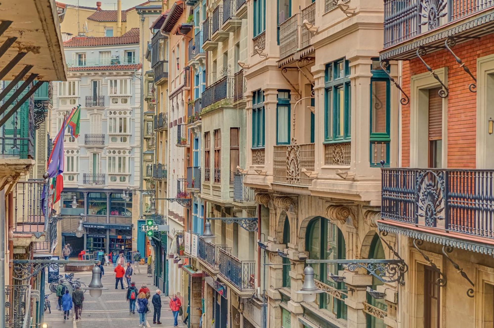 Heart Of Pamplona Apartments III By Clabao Εξωτερικό φωτογραφία