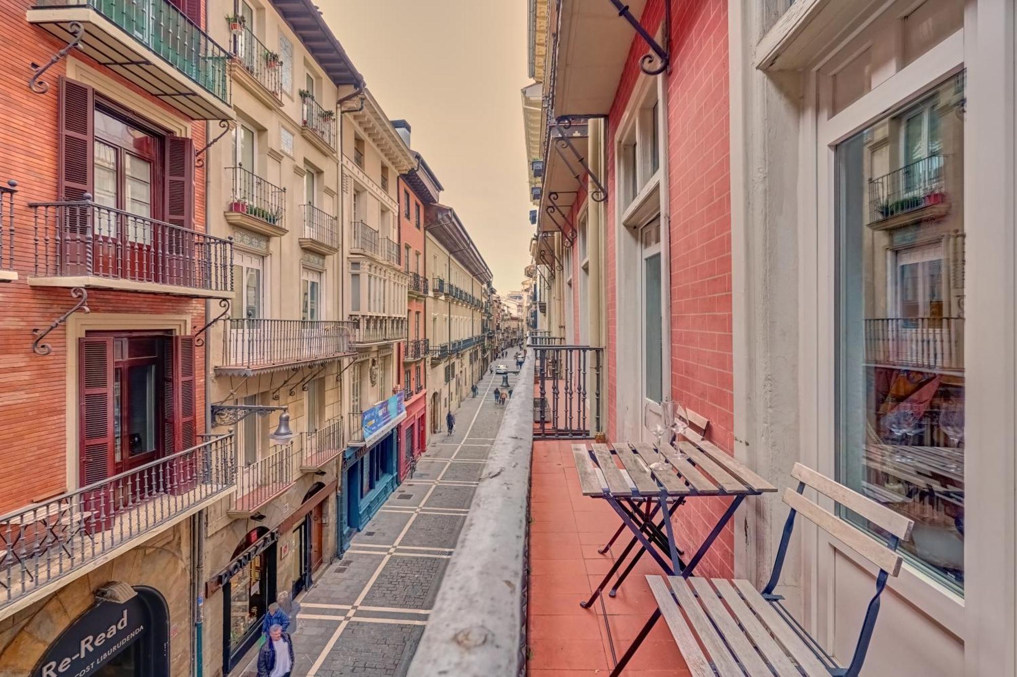 Heart Of Pamplona Apartments III By Clabao Εξωτερικό φωτογραφία
